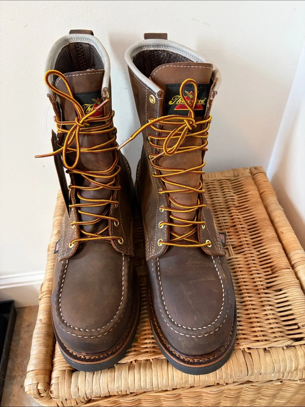 Thorogood 8” Steel Toe WP Moc Toe Work Boot 804-3898 Size 9.5D